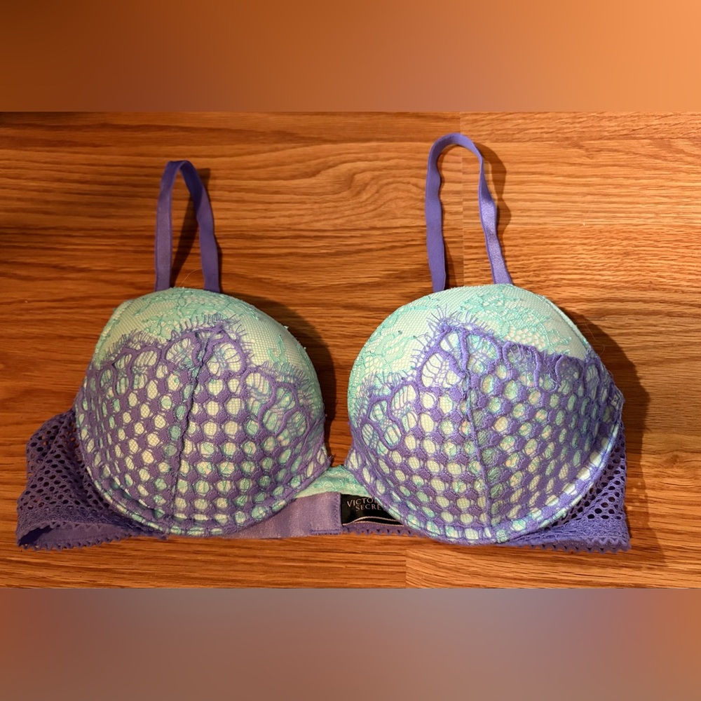 Victoria's Secret Lavender and Mint Lace Bra